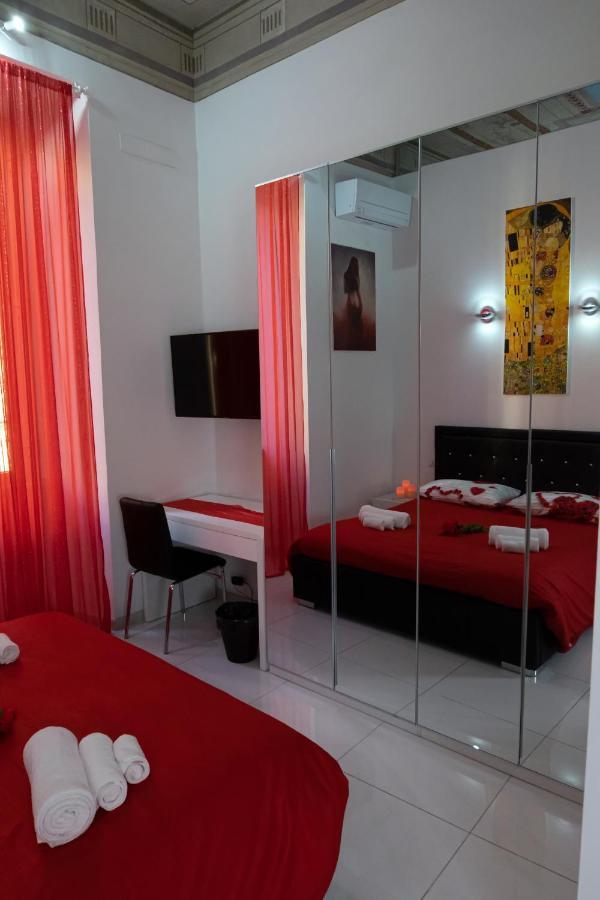 Roma Castel Nepi Home Near Colosseo Exterior photo
