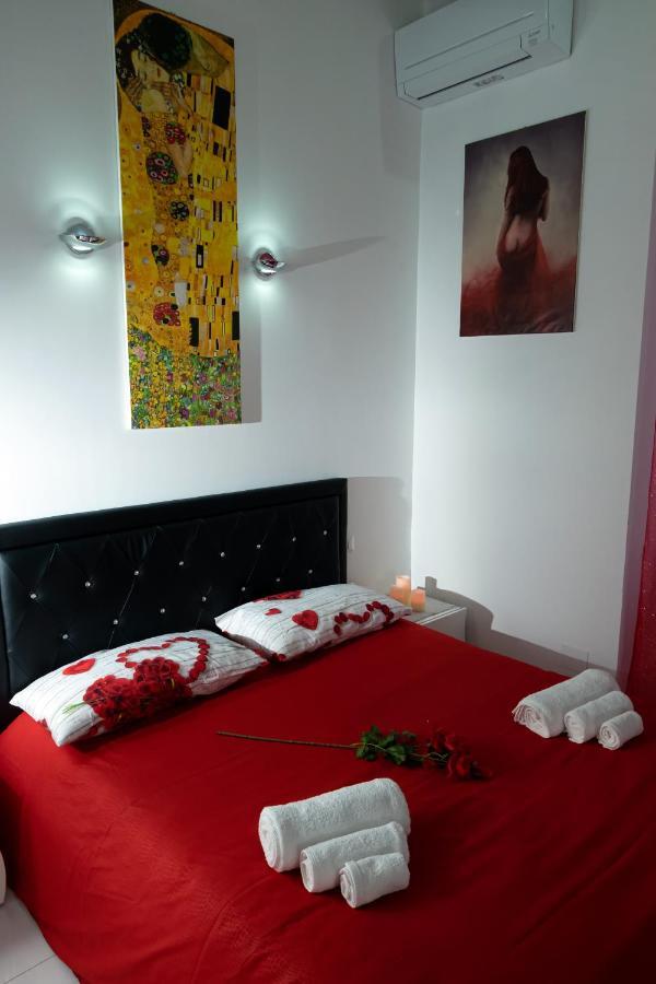 Roma Castel Nepi Home Near Colosseo Exterior photo
