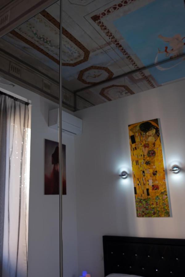 Roma Castel Nepi Home Near Colosseo Exterior photo